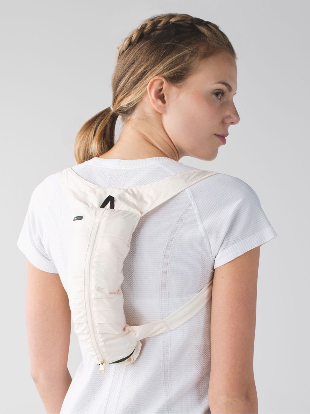 Lululemon Back Pack It Jacket Size 6 White Packable Running Windbreaker - Picture 4 of 8